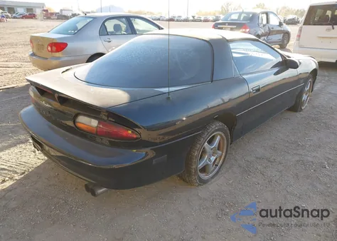 2001 Chevrolet Camaro Z28 из США, поврежденный, VIN 2G1FP22G012140926